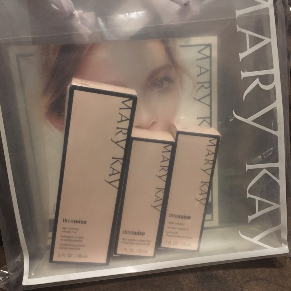 TimeWise skin care set